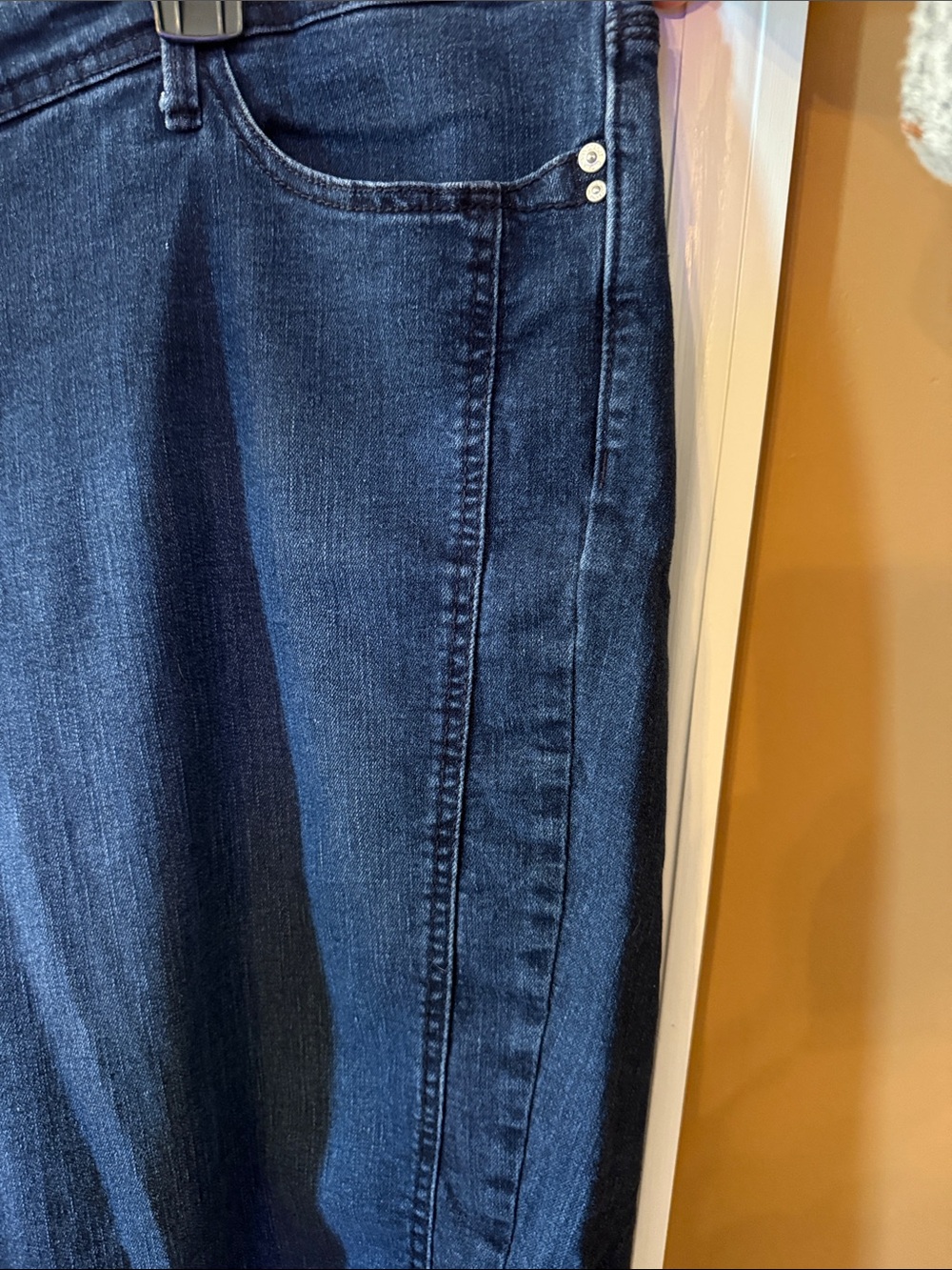 Gloria Vanderbilt Dark Wash Denim Button-Hem Bermuda Shorts - Picture 3 of 6